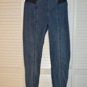 DG2 Indigo jegging with an elastic cinched waistband in size medium.